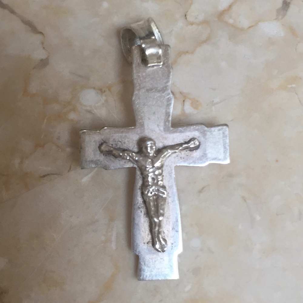 Silver crucifix pendant